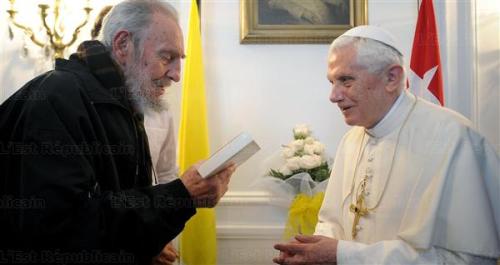 Le pape a rencontré l'ancien président cubain, Fidel Castro. Photo AFP